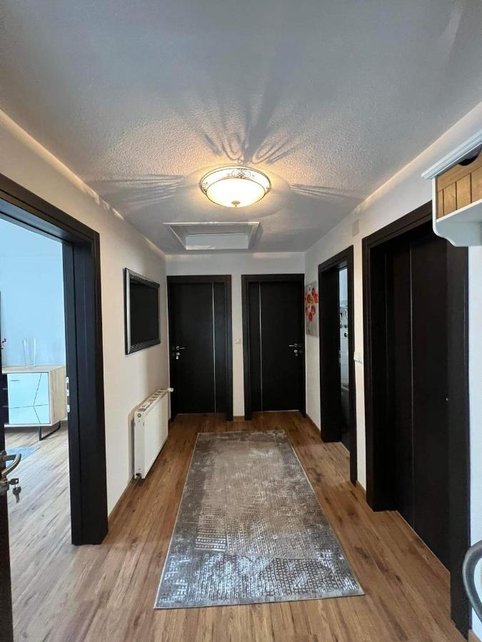 BihaćApartman “City”アパートメント エクステリア 写真