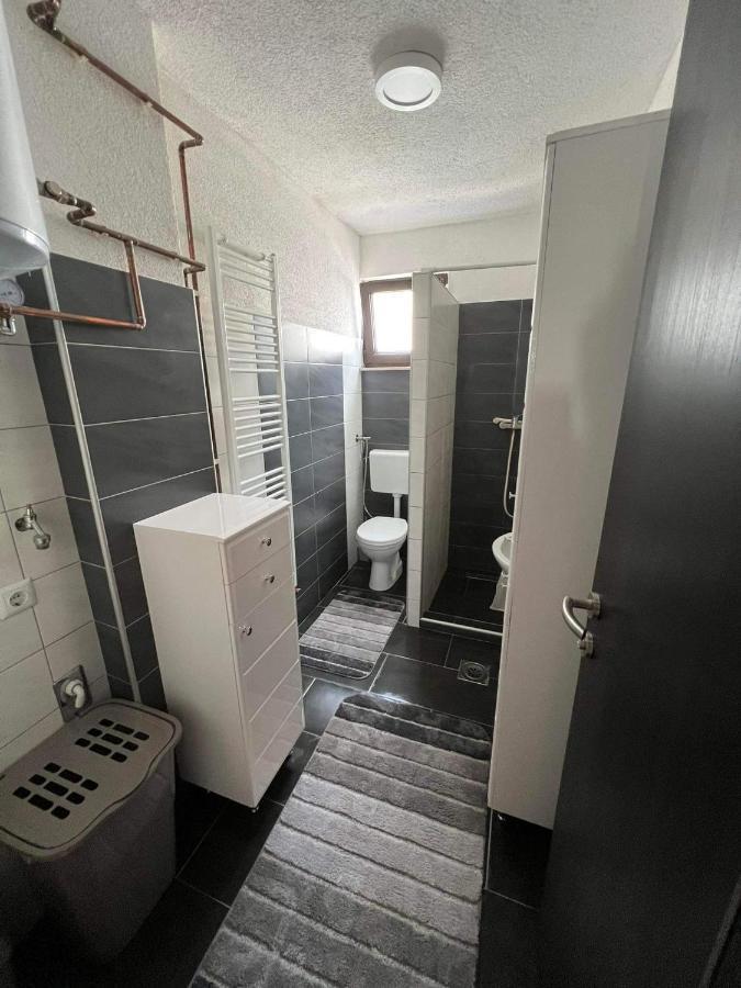 BihaćApartman “City”アパートメント エクステリア 写真
