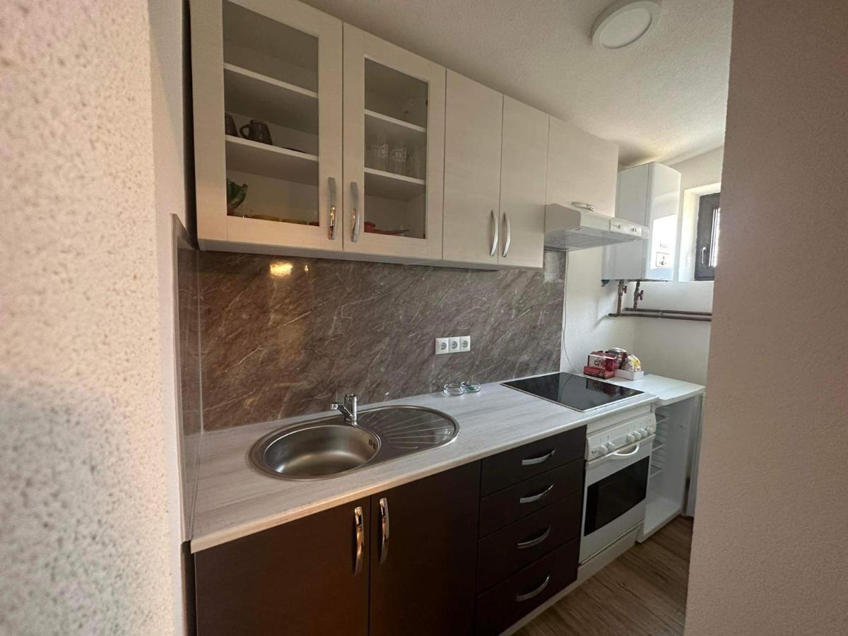 BihaćApartman “City”アパートメント エクステリア 写真